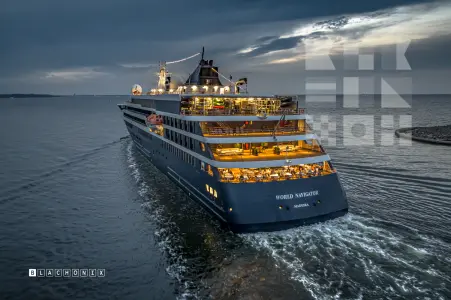 WORLD NAVIGATOR - Passenger (Cruise) Ship — kadr 20 z 35