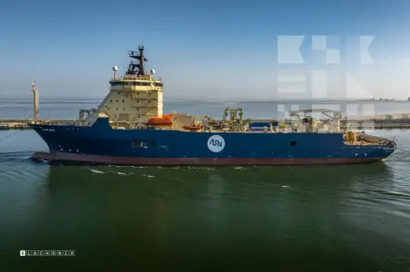 ILE DE SEIN - Cable Layer — kadr 28 z 36