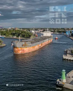 ROLAND OLDENDORFF - Bulk Carrier, IMO 9463633 — frame 36 of 40