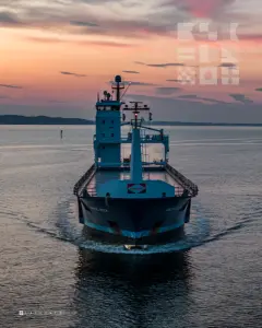 ARCTIC ROCK - General Cargo Ship — kadr 6 z 28