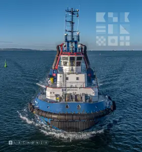 FAIRPLAY-34 - Tug — frame 1 of 15